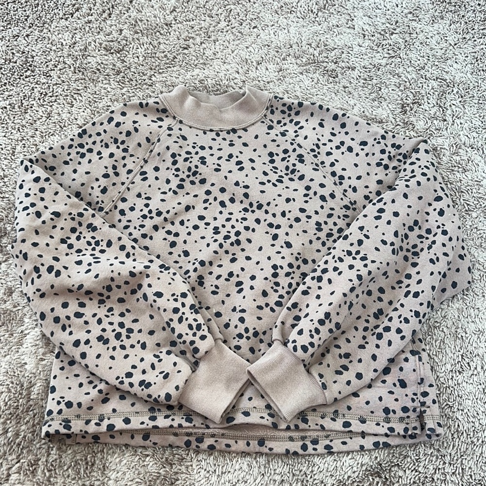 Abercrombie cropped sweatshirt